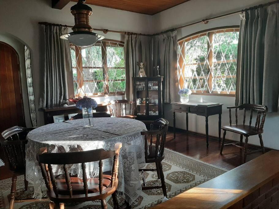 Linda Casa 3 Qtos Com 1 A 1km De Capivari