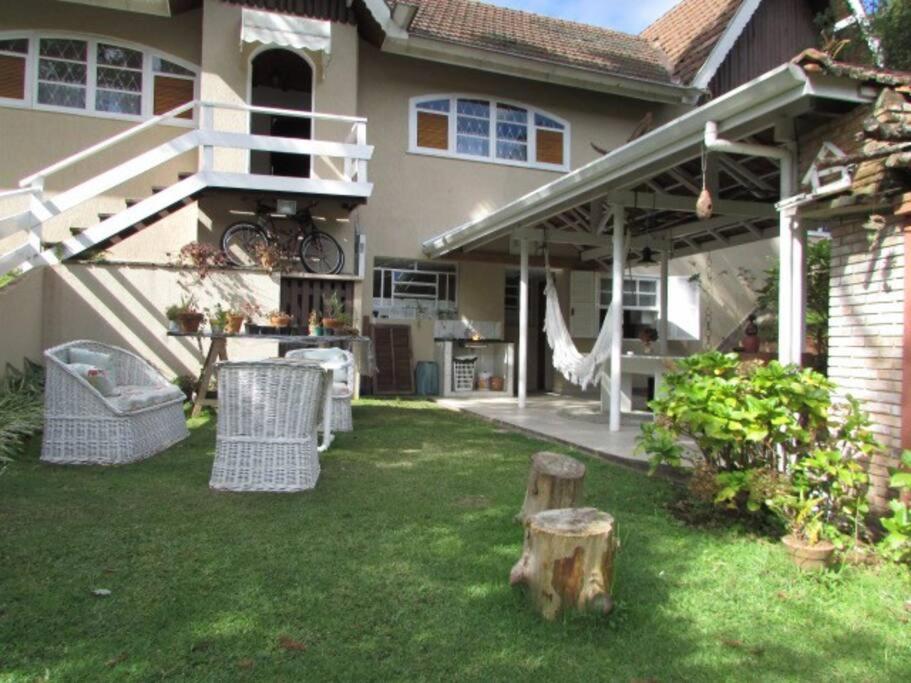 Casa de férias Linda Casa 3 Qtos Com 1 A 1km De Capivari Campos do Jordão